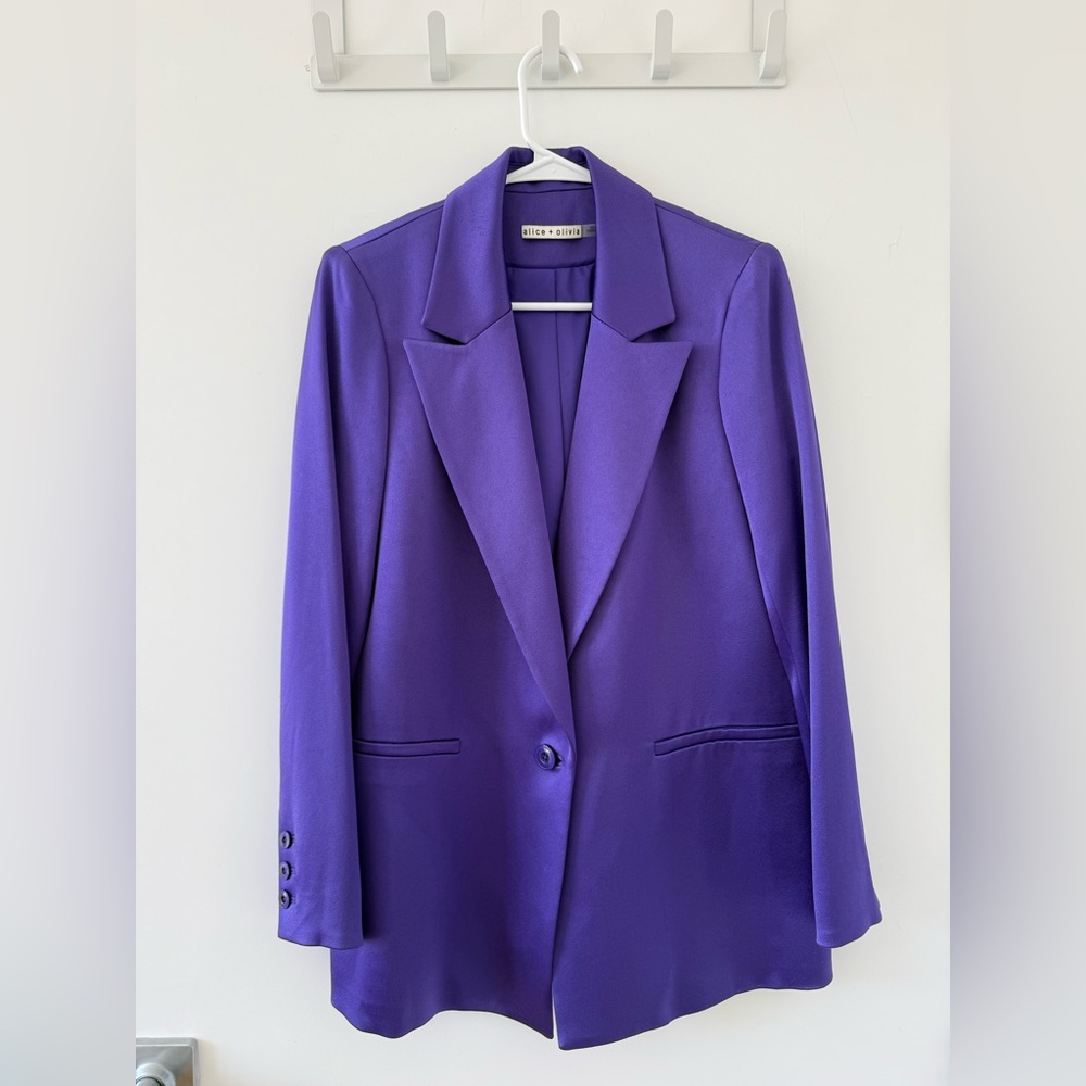 Alice + Olivia Denny Notch Purple Satin Blazer US4